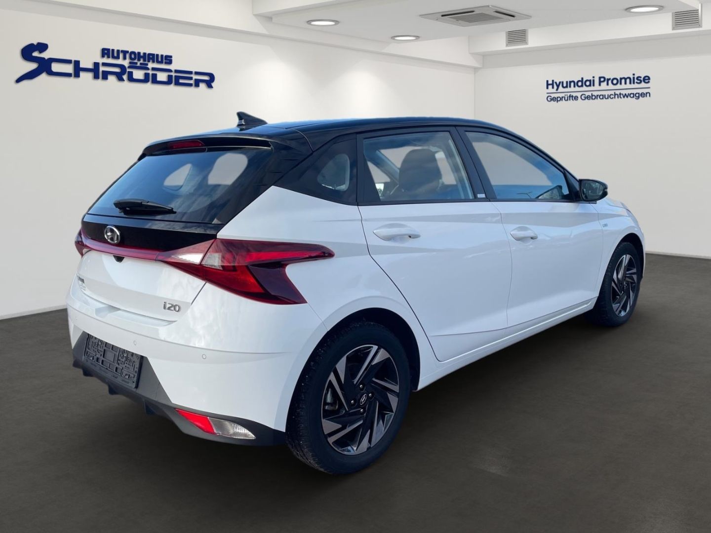 Fahrzeugabbildung Hyundai i20 1.0T Mild-Hybrid Intro Allwetter Sitzheizung