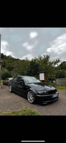 BMW e46 325i Facelift