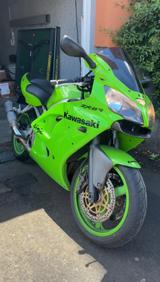 Kawasaki Zx6R - KAWASAKI 2001 ZX6R