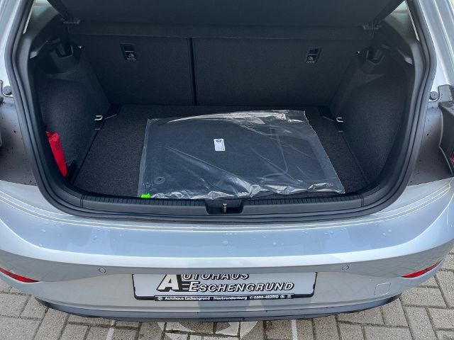 Fahrzeugabbildung Volkswagen Polo 1.0 TSI Life GJR Climatronic