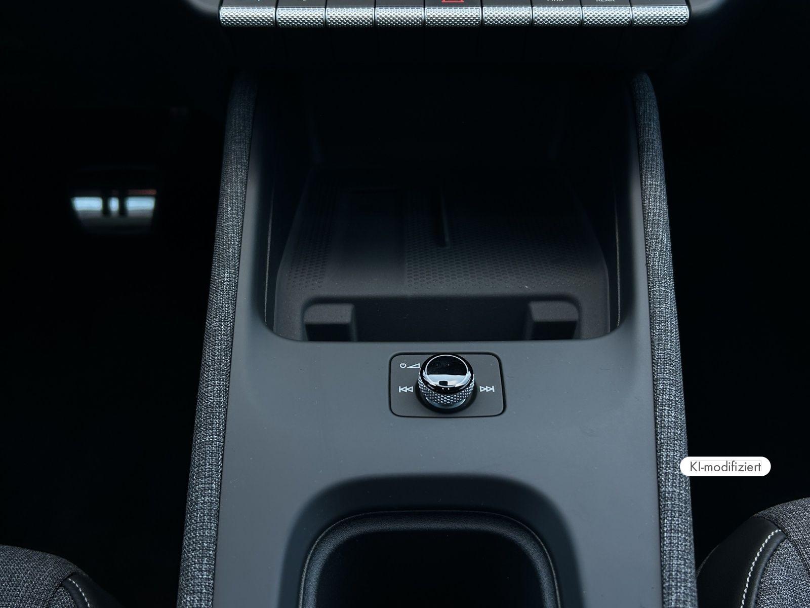 Volkswagen ID. Polo Launch-Ed. Style 211PS 52kWh 1G-Auto