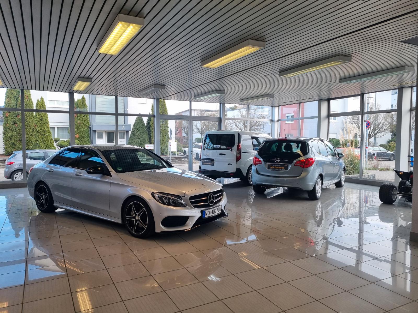 showroom-image-main