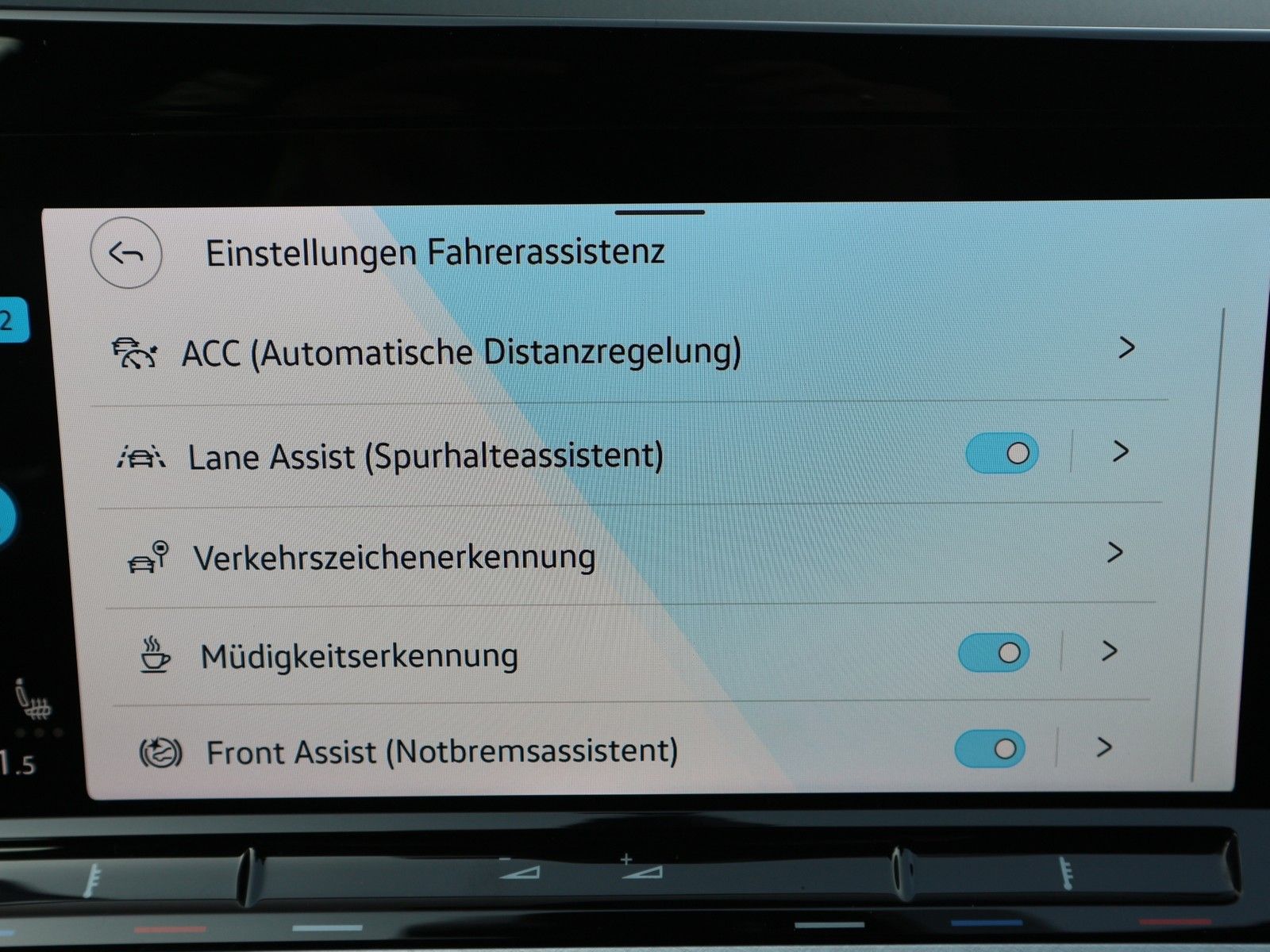 Volkswagen Golf - Bild 17