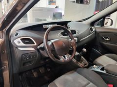 Fahrzeugabbildung Renault Scenic III Paris ( NAVI/AHK )