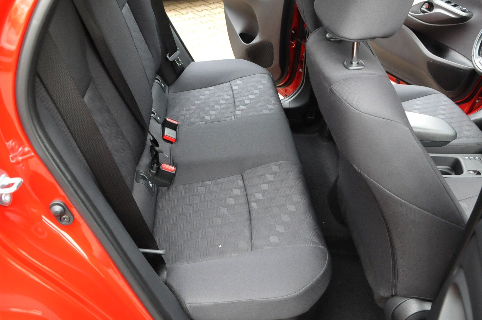 Mazda 2 Hybrid - Bild 32