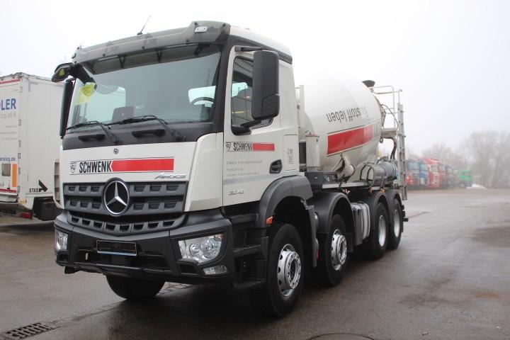 Mercedes-Benz 3240 B 8x4 mit Liebherr HTM 905, top Zustand!