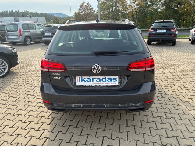 Fahrzeugabbildung Volkswagen Golf VII Variant >Navi/Klima/VW Connect<