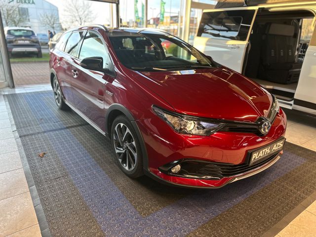 Toyota Auris Touring Sports Hybrid Free Style