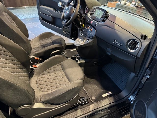 Fahrzeugabbildung Abarth 695C Cabrio AT BREMBO NAV PDC 17"