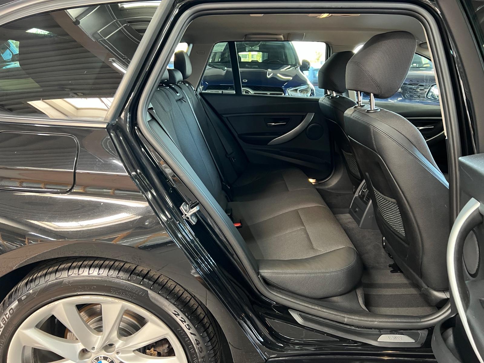 BMW 320 d T xDrive Modern AHK+Bi-Xe+AMB+Keyless uvm