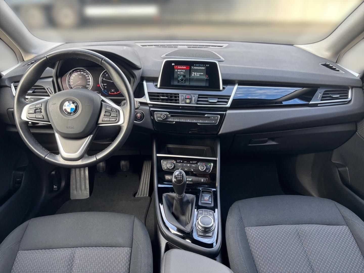 BMW 218 Active Tourer Advantage Navi El. Heckklappe, миниатюра 12