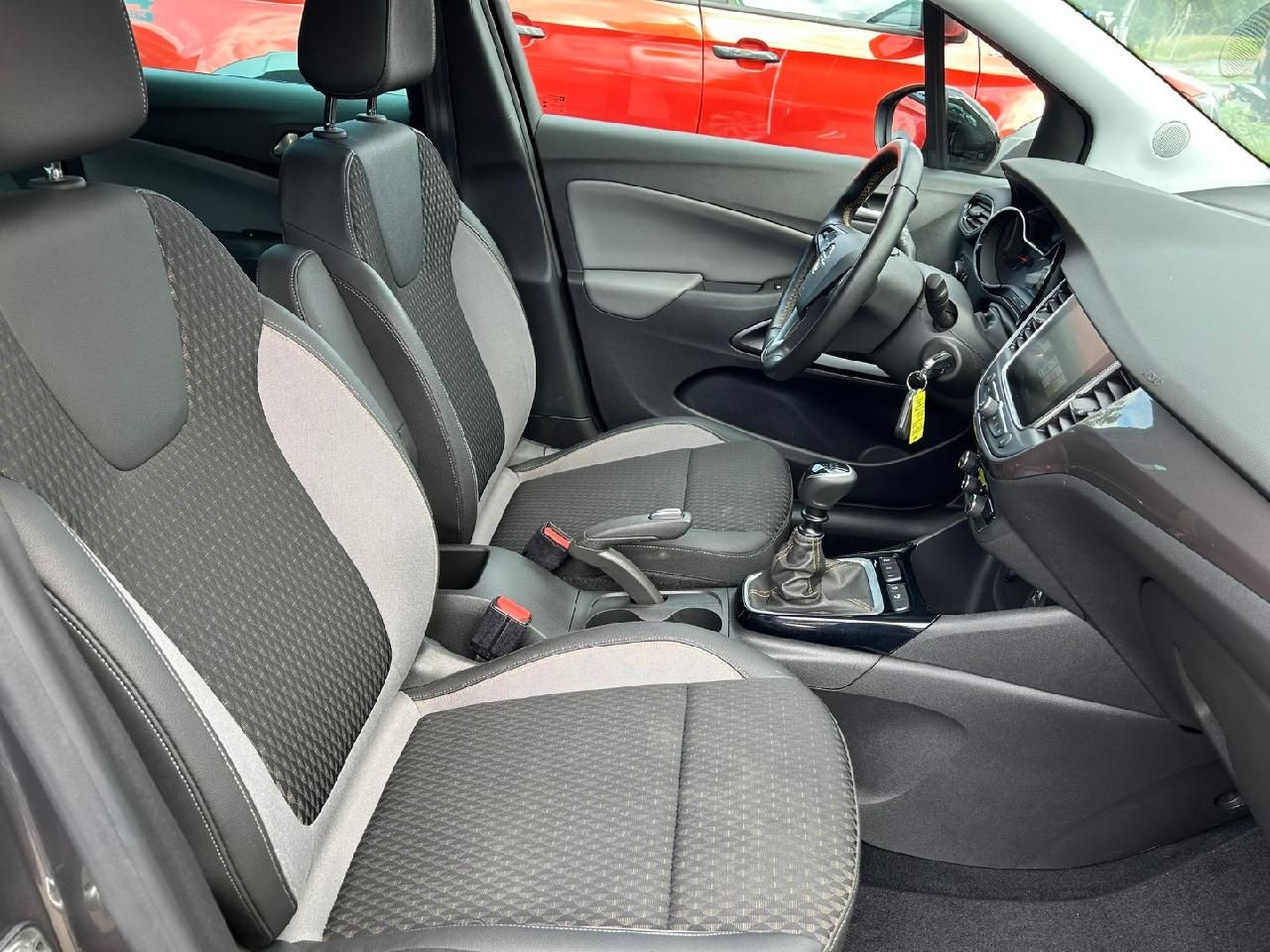 Fahrzeugabbildung Opel Crossland Innovation