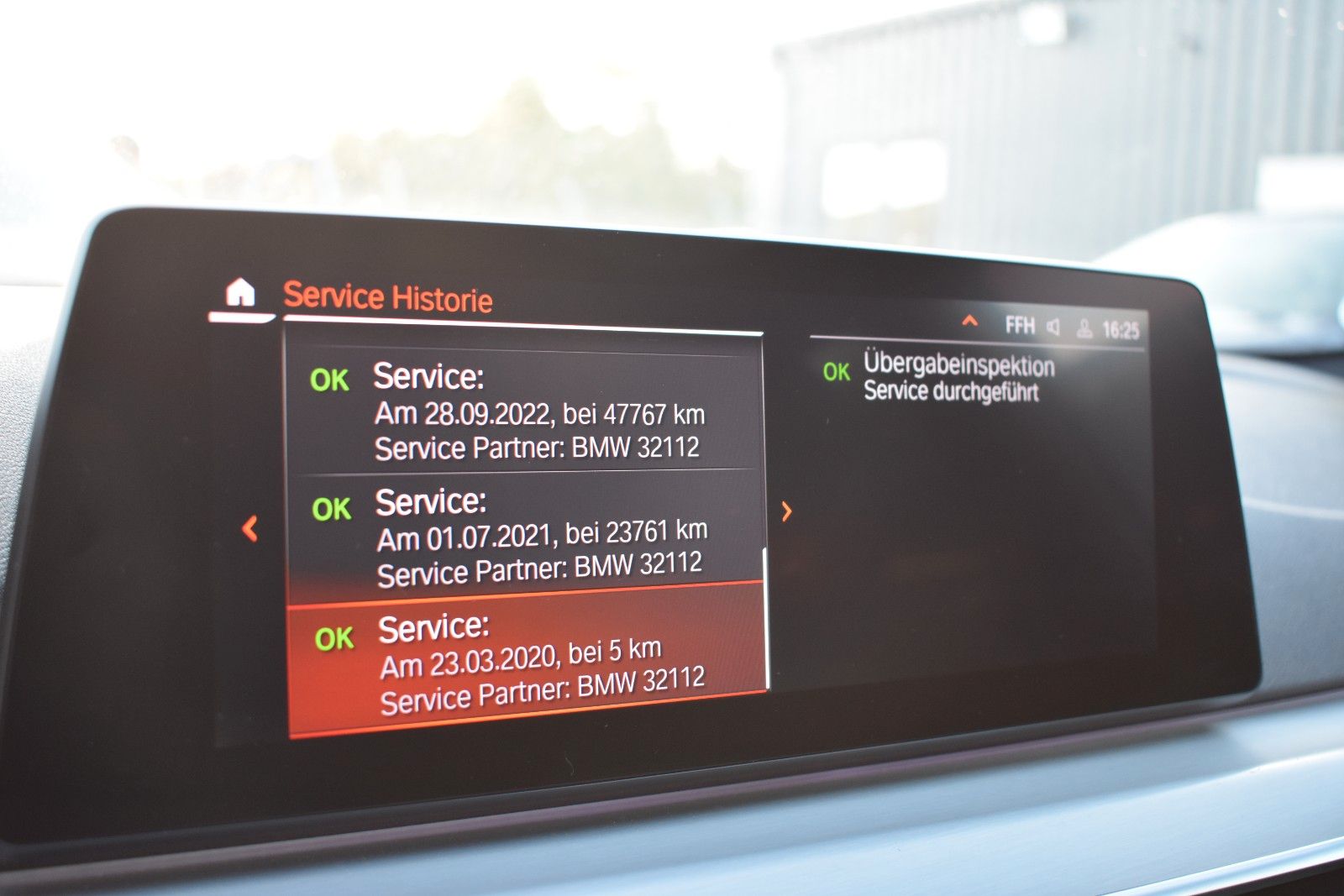 Fahrzeugabbildung BMW 520d Touring xDrive M Sport AHK/LED/KAMERA/TEMP.