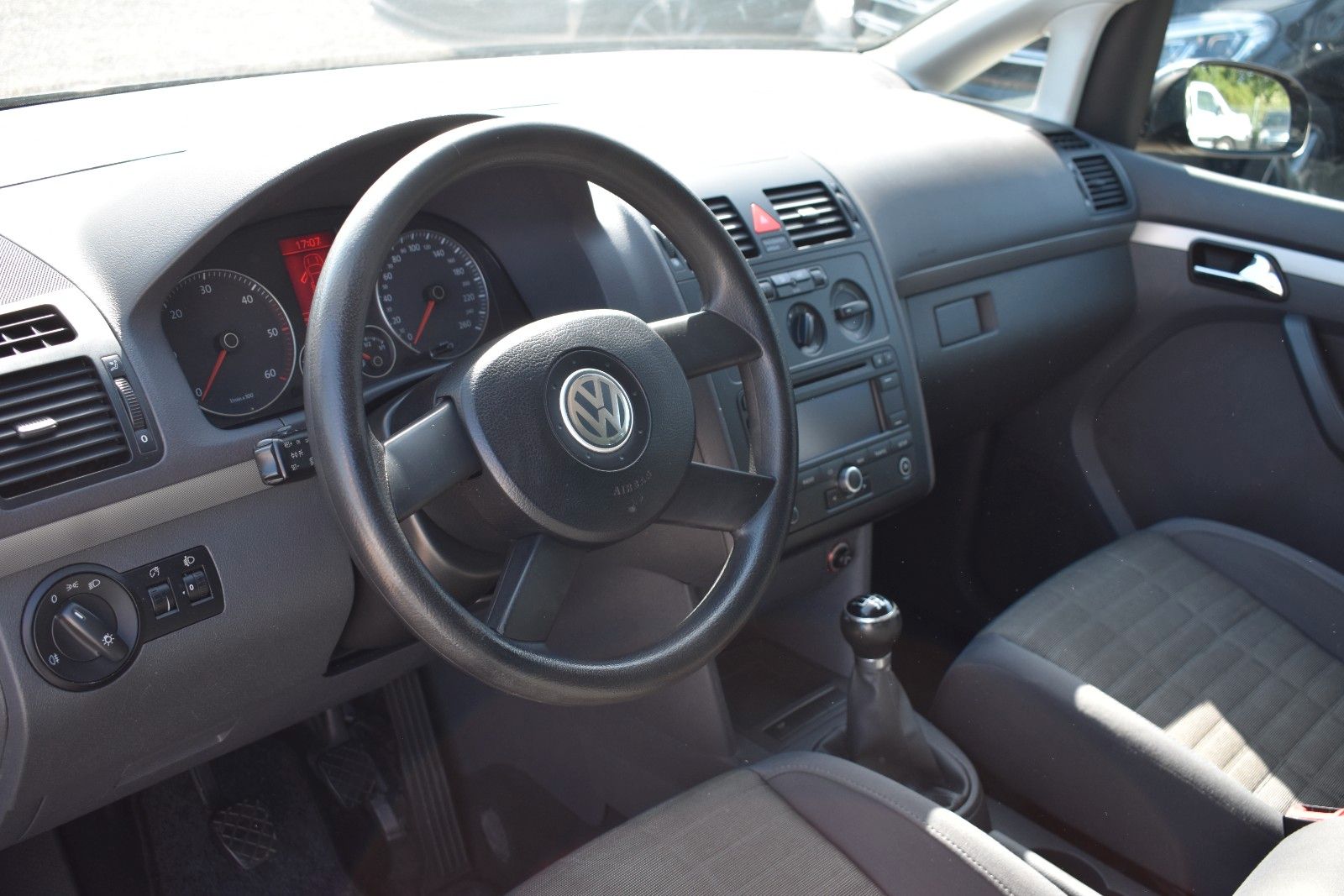 Fahrzeugabbildung Volkswagen Touran Goal