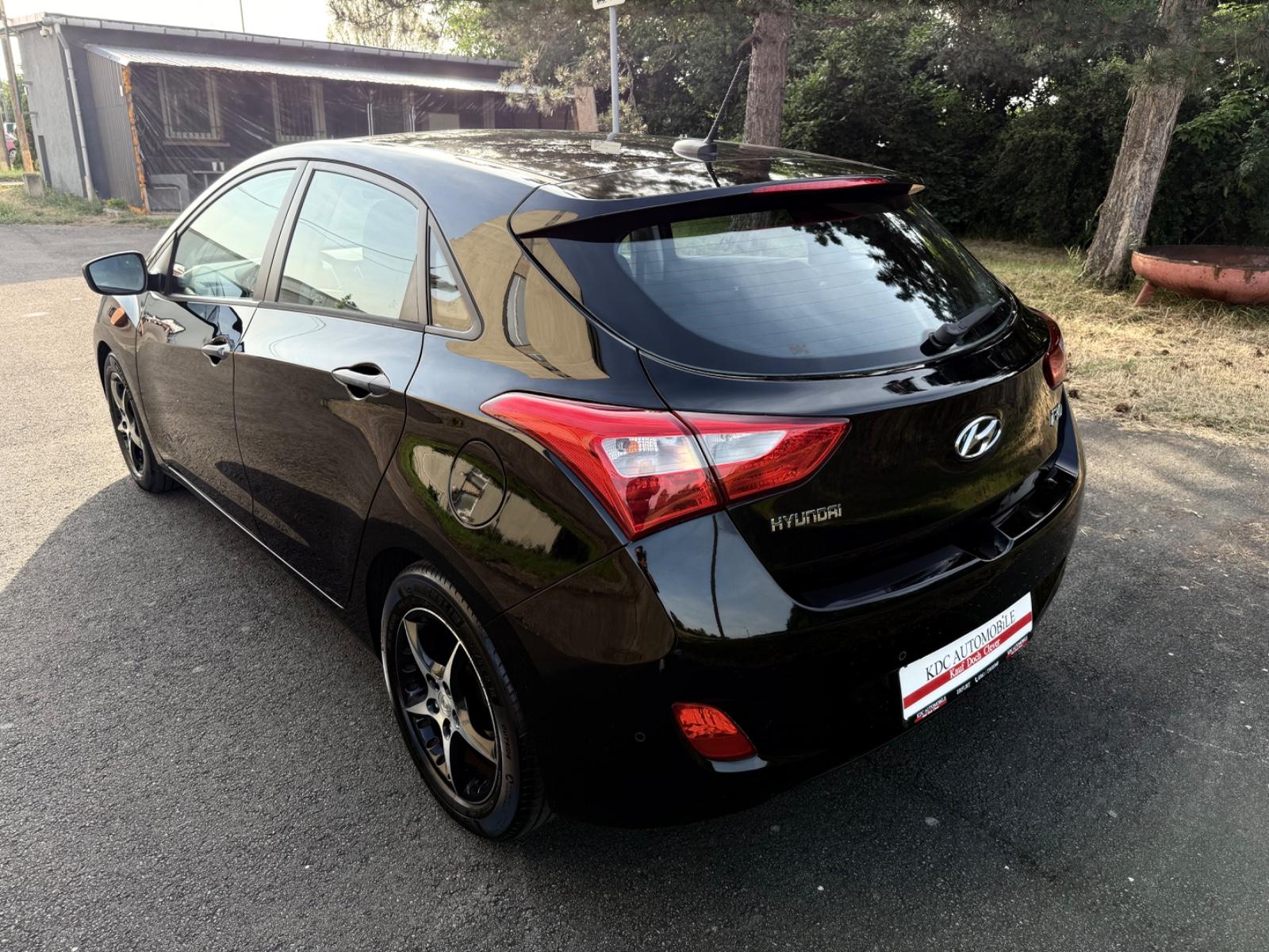 Hyundai i30 Classic/Navi/PDC/Kamera/Tüv neu