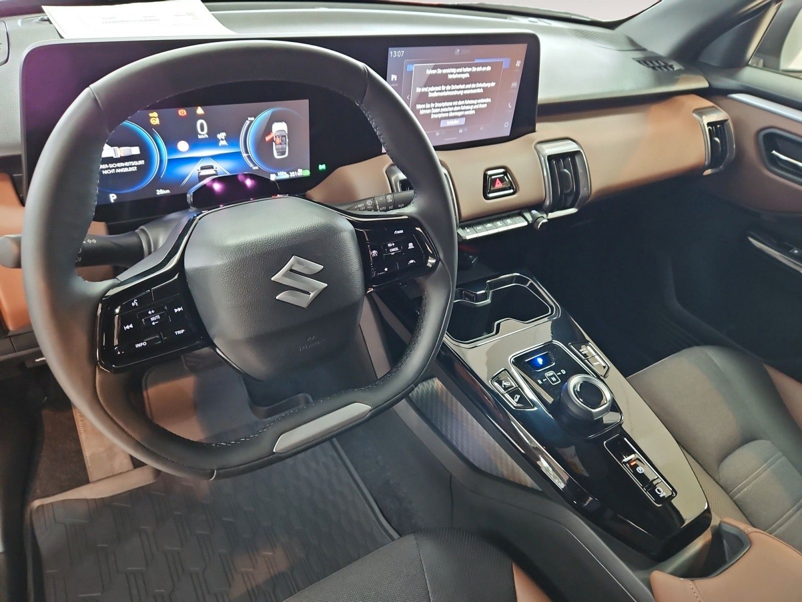 Fahrzeugabbildung Suzuki e Vitara 61 kWh Comfort+ Allgrip