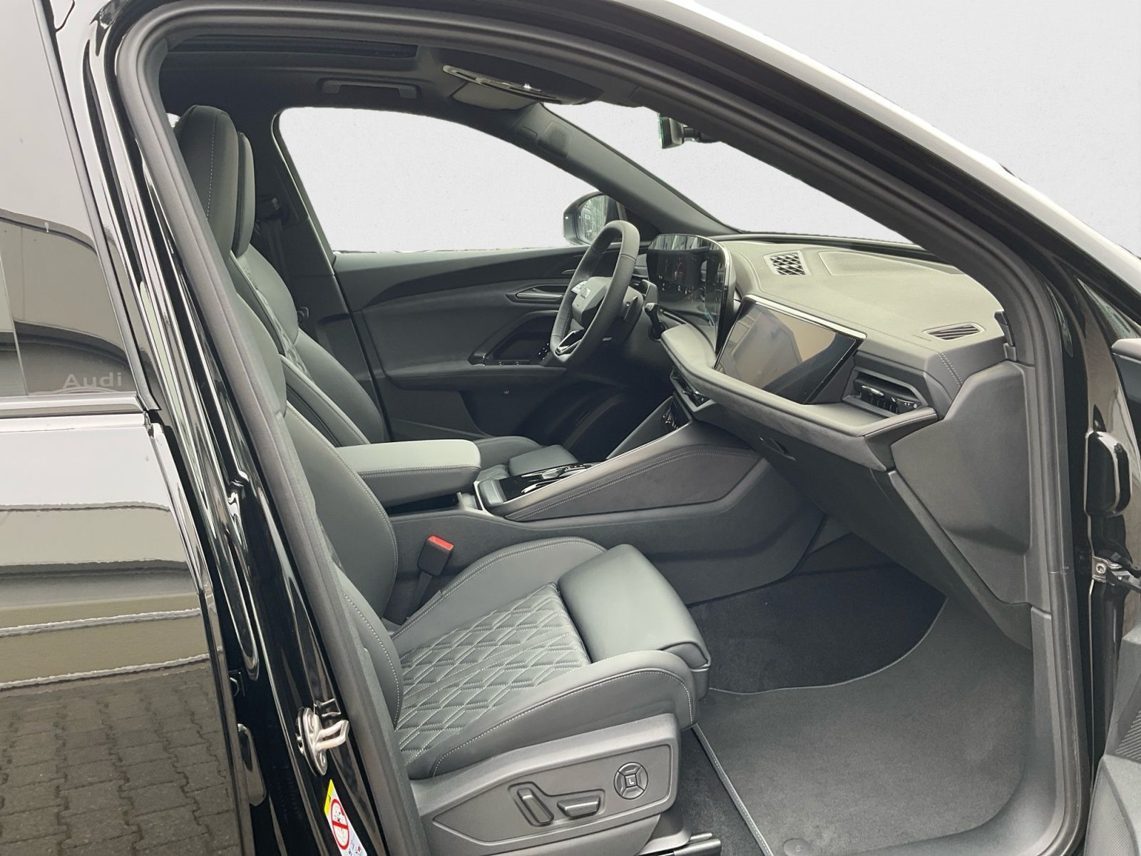 Audi SQ5 - Bild 14