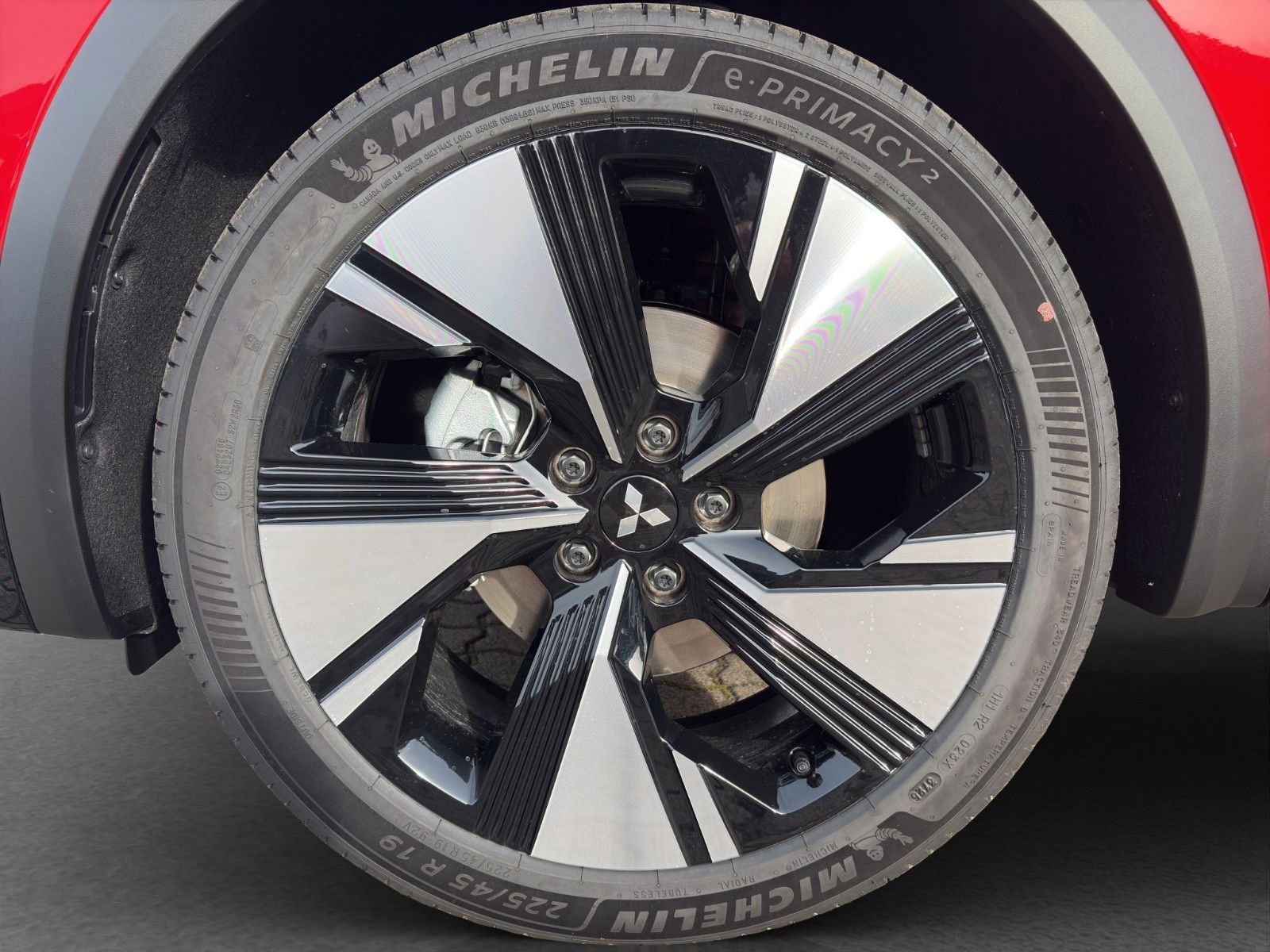 Fahrzeugabbildung Mitsubishi Grandis 1.8 Hybrid Edition *TAGESZULASSUNG*