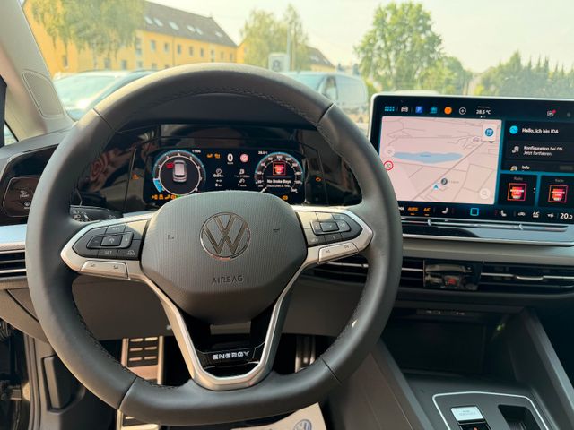 Volkswagen Golf Lim. 1.5 eTSI 150PS Energy, LED, KAMERA