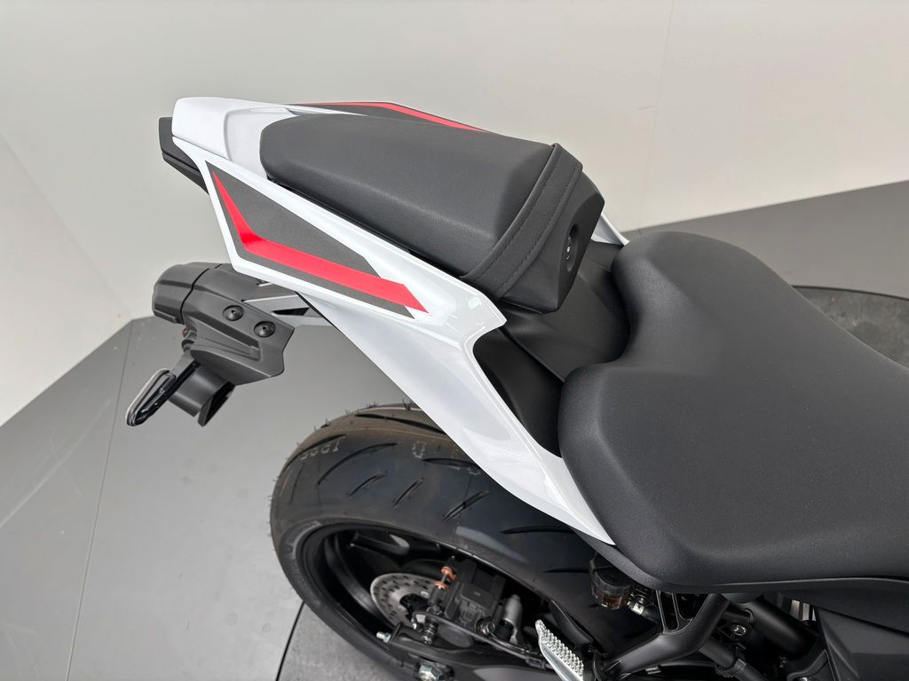 Fahrzeugabbildung Yamaha YZF-R7 70TH ANNI. *HERBST DEALS YAMAHA*