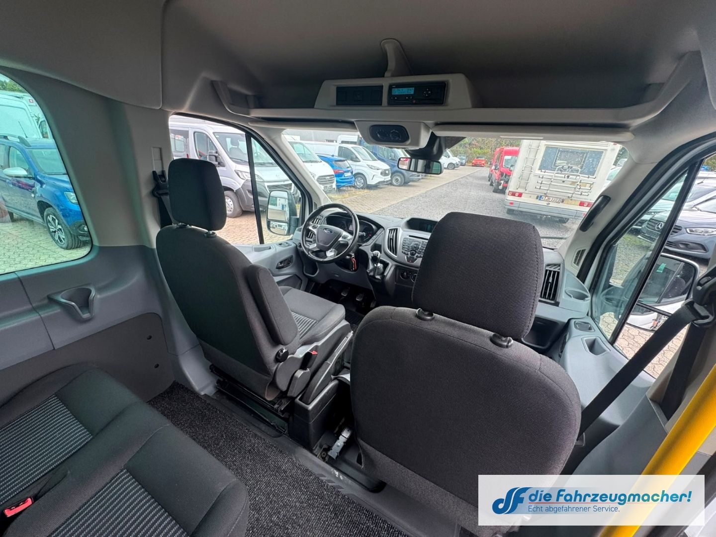 Fahrzeugabbildung Ford Transit Bus 410 L3 Trend Spurhalteass. Temp *EXP