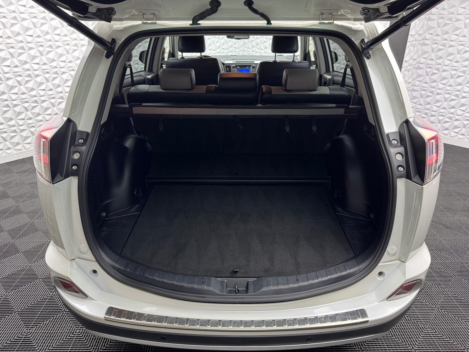 Fahrzeugabbildung Toyota RAV 4 2.5 EXECUTIVE/STANDHZ/RCAM/KEY/LED/DAB/RSA