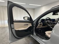 BMW 330 - Vorschau Bild 36