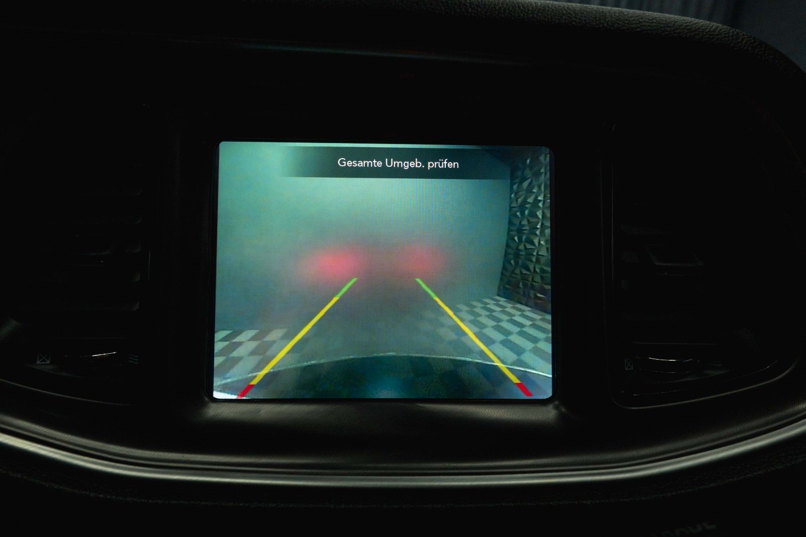 Fahrzeugabbildung Dodge Challenger 6.4 V8 SRT 392 R/T SCAT PACK Perform.