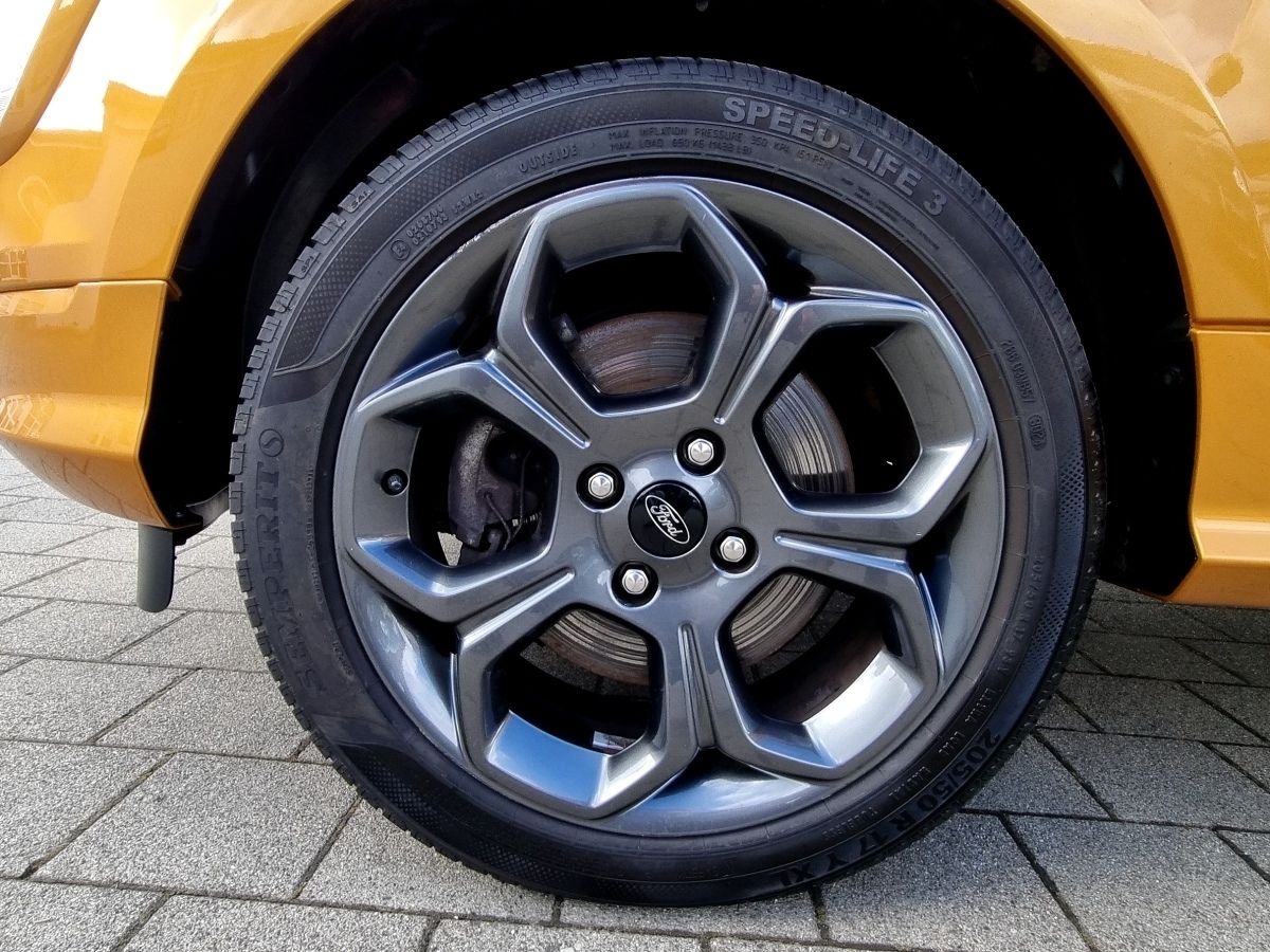 Fahrzeugabbildung Ford EcoSport 1.0 EcoBoost ST-Line