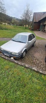 Mazda 323 Oldtimer - Mazda 323: Kombi