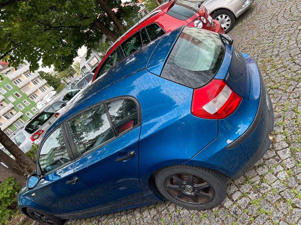 BMW 118