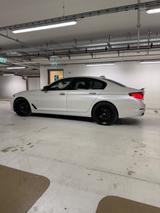 BMW 540d xDrive VOLLAUSSTATTUNG / BMW Historie / - BMW 540 mit Diesel-Antrieb: Limousine