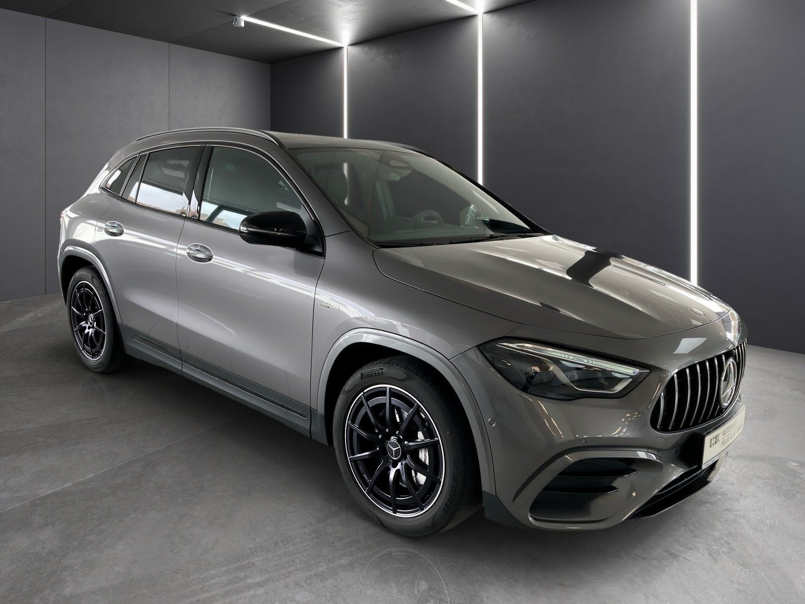 Fahrzeugabbildung Mercedes-Benz GLA 35 4M AMG Premium*Pano*Night*19"*Multibeam*