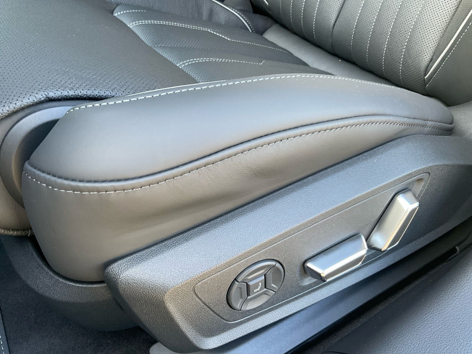 Audi A6 - Bild 24