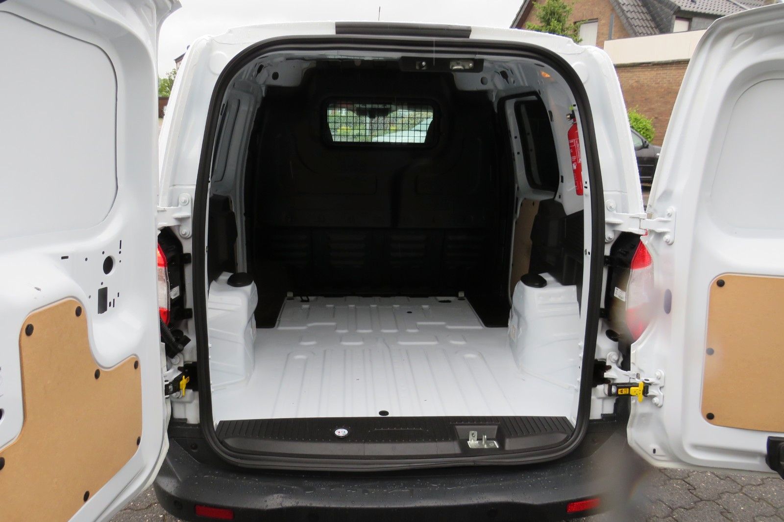 Fahrzeugabbildung Ford Transit Courier TREND NAVI SCHECKHEFT 1.HD