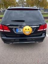 Mercedes-Benz Mercedes E- Klasse Kombi Hybrid Diesel/ El... - Mercedes-Benz 300: Kombi