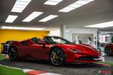 Ferrari SF90 Spider *AMAZING COMBINATION!* - : Rot, Cabrio