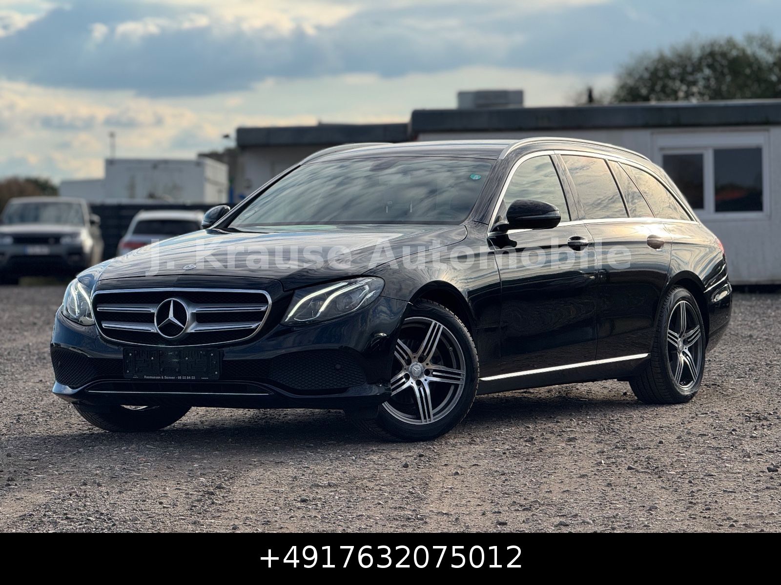 MERCEDES-BENZ E 220d T-Modell Aut. Navi LED Ambiente Kam