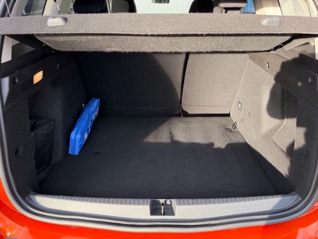 Fahrzeugabbildung Dacia Duster Comfort TCe 130 2WD +KLIMA+SHZ+PDC+CARPLA