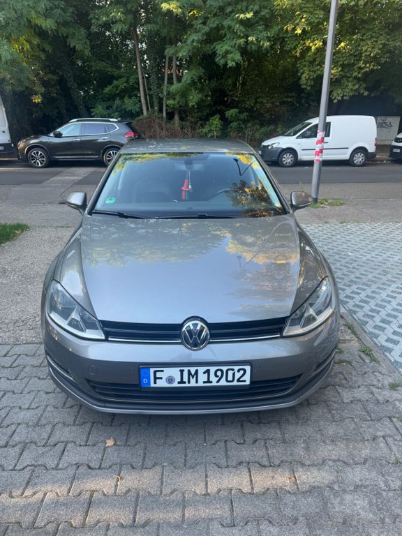 Image of Volkswagen Golf