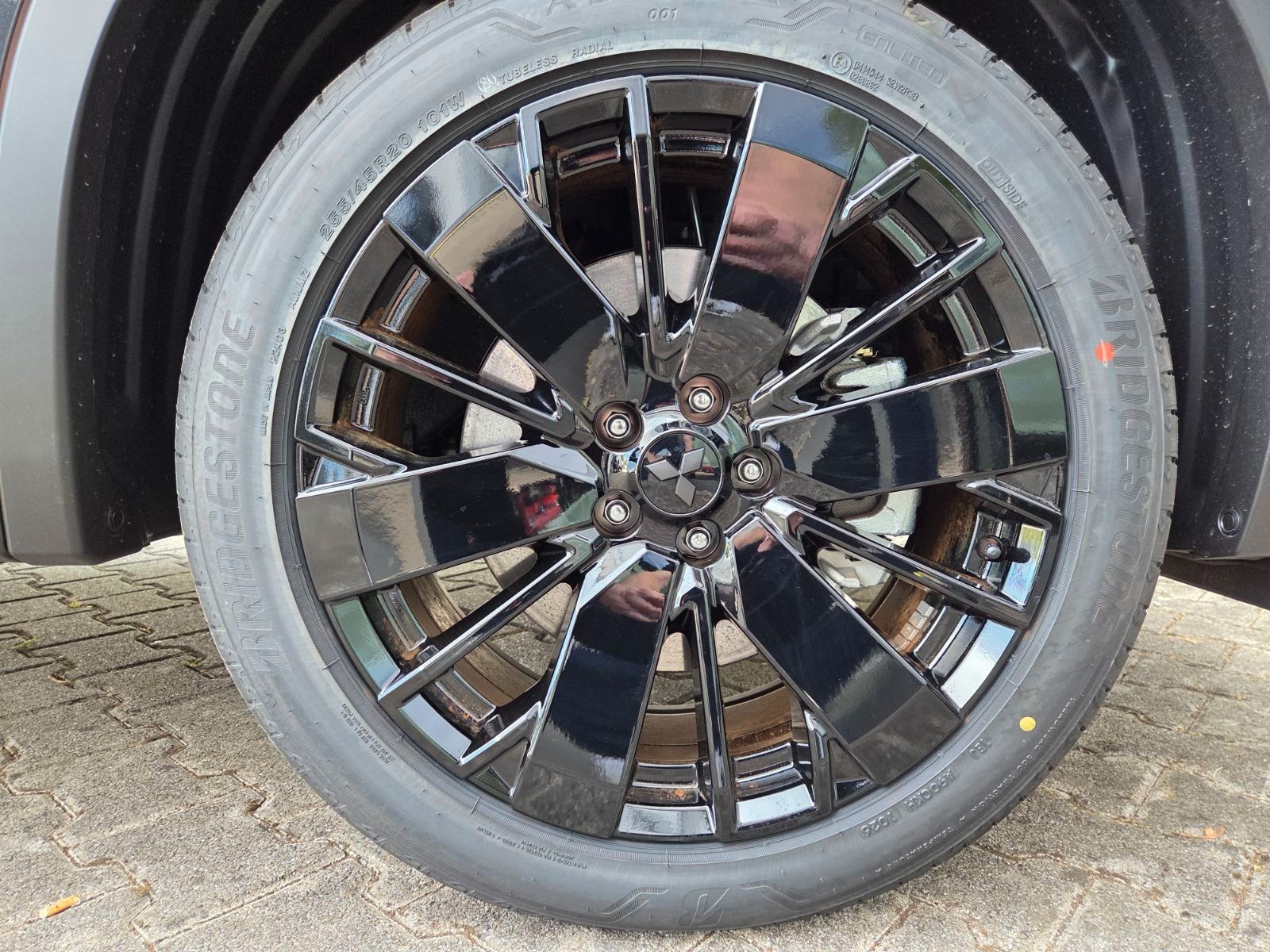 Mitsubishi Outlander - Bild 19