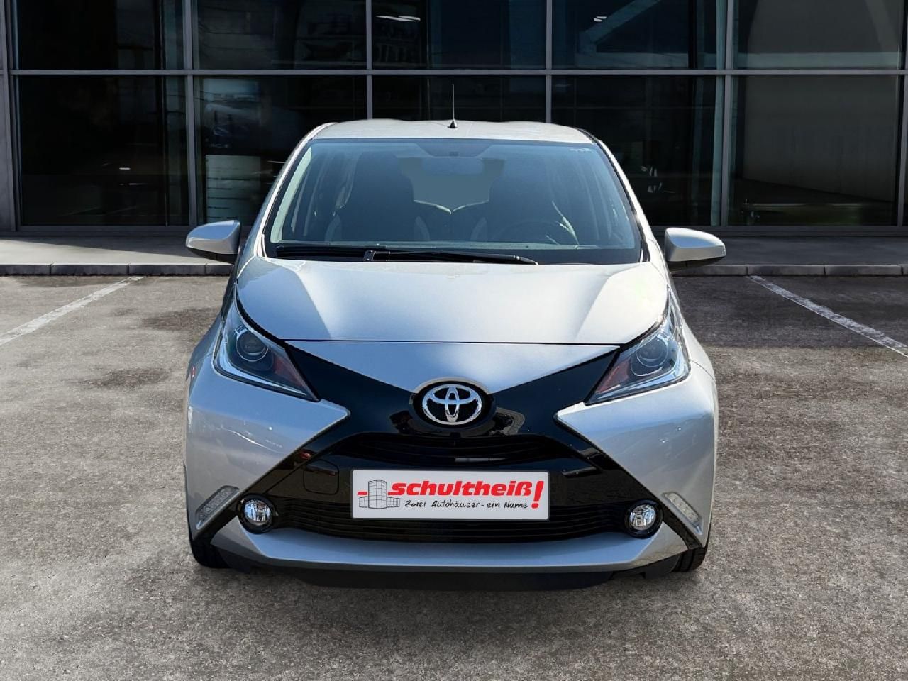 Fahrzeugabbildung Toyota AYGO x-play touch