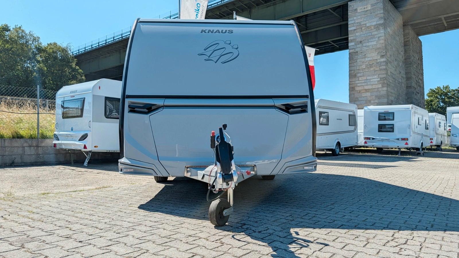 Knaus Südwind 460 EU Black Selection Modell 26 23/26