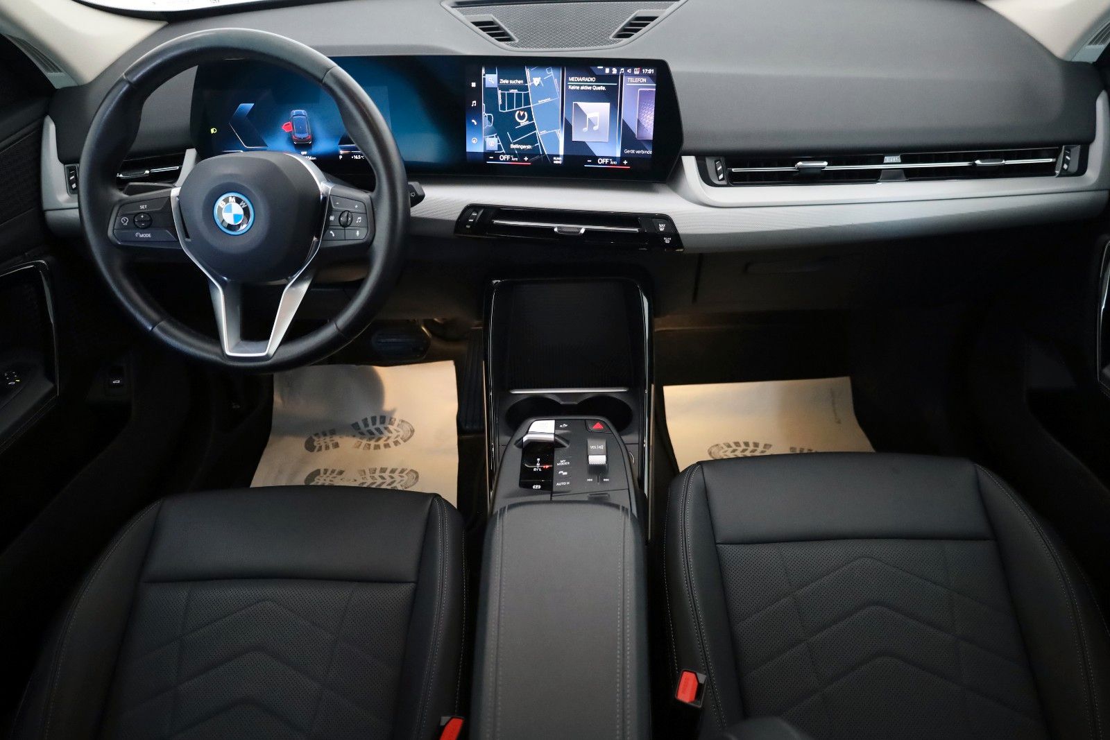 Fahrzeugabbildung BMW X1 25e xDrive Leder,Navi,LED,Kamera,ParkPak.,AHK