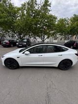 Tesla Model 3 Allradantrieb mit Dualmotor Long Ran... - Tesla Model 3 aus 2024