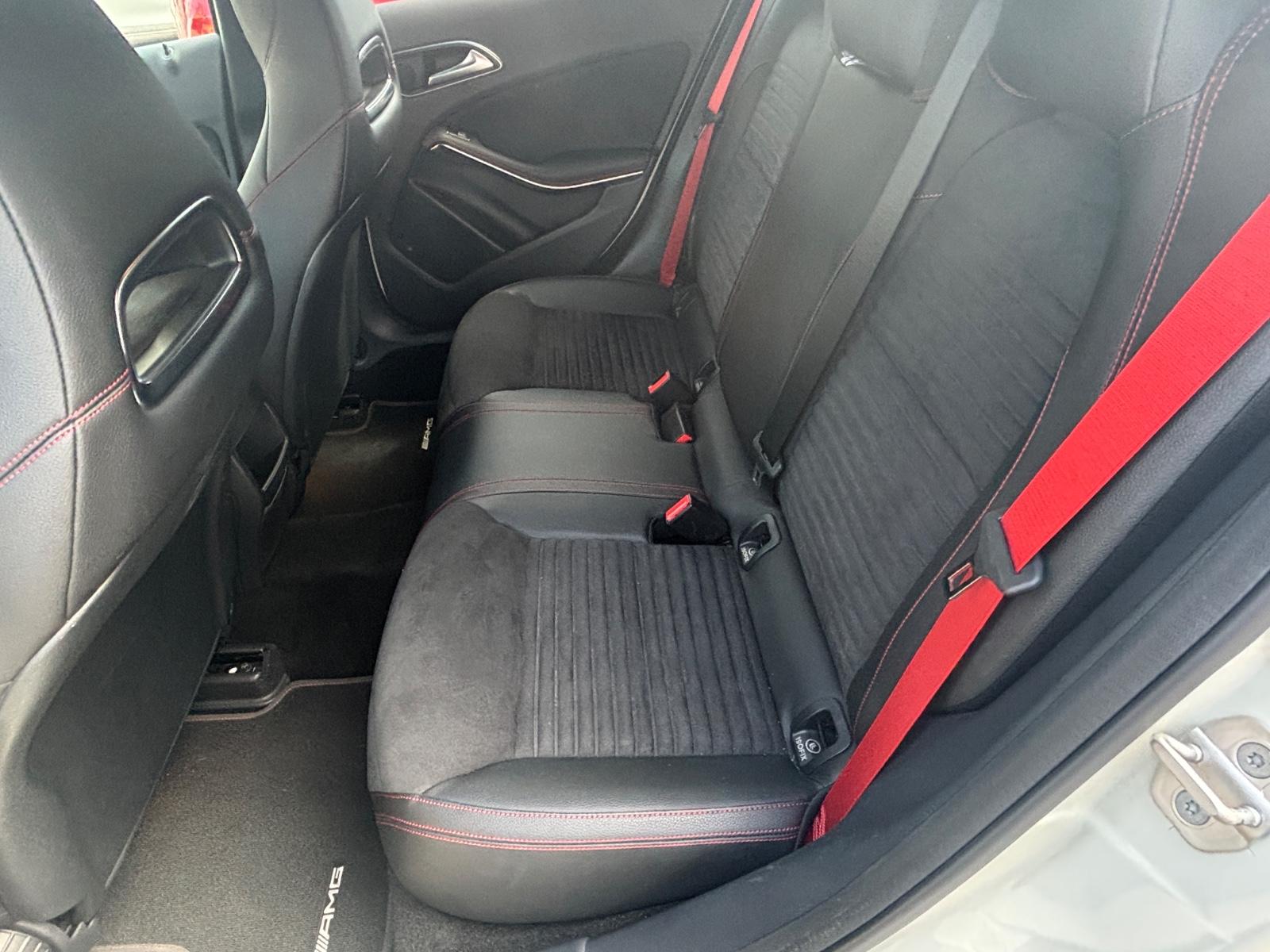 Mercedes-Benz A 250 AMG Sportpaket Panorama Night Paket