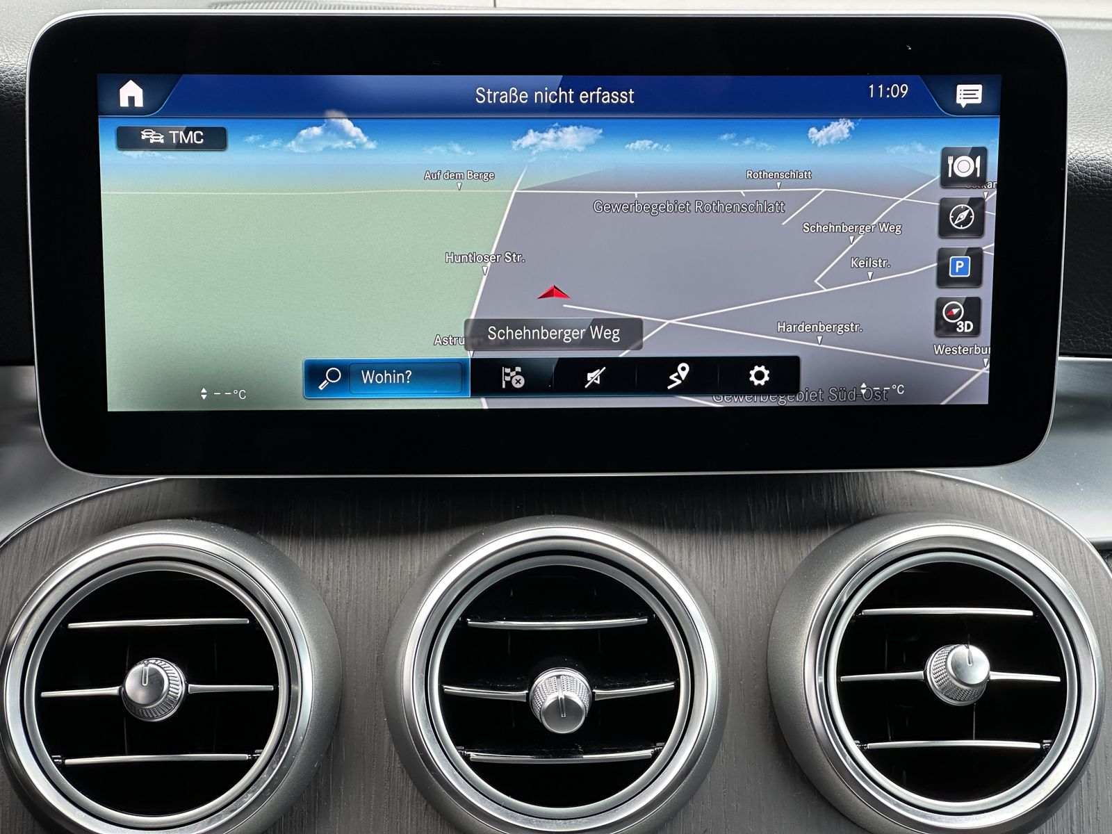Fahrzeugabbildung Mercedes-Benz GLC 220d 4M 9G AMG-Line NAV+LED+SHZ+KAM+DIGDISPL