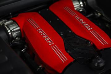 صورة مصغرة 37 لـ 2016 Ferrari 488 GTB