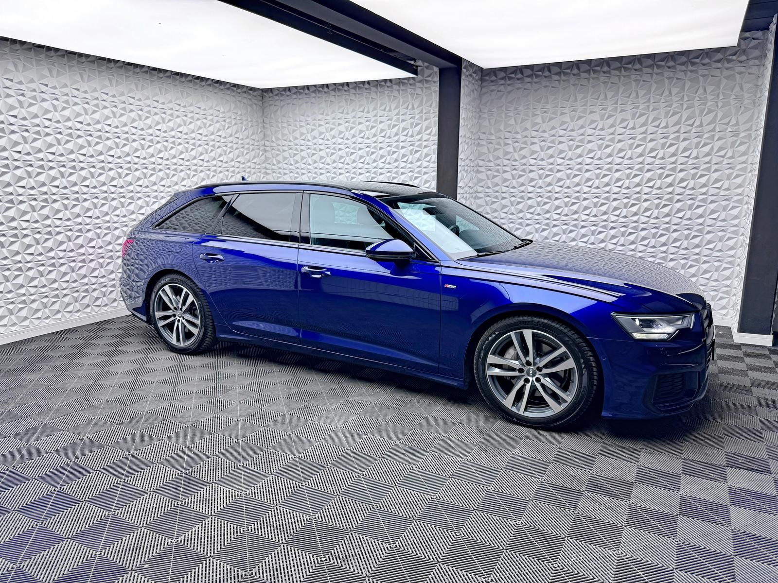 Fahrzeugabbildung Audi 45 TFSI QUAT/S-LINE/ACC/PANO/STANDHZ/B&O/KEYL/DA