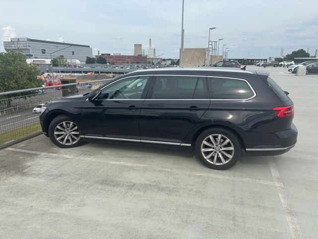 VW  Passat 2.0 TDI 190PS Highline HUD AHK Act Displ